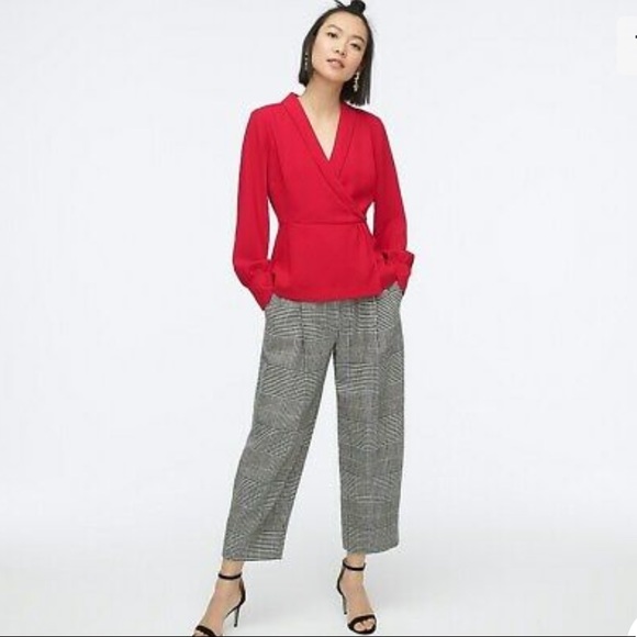 J CREW Drapey Faux-Wrap Top in 365 Crepe 10T - Picture 2 of 11
